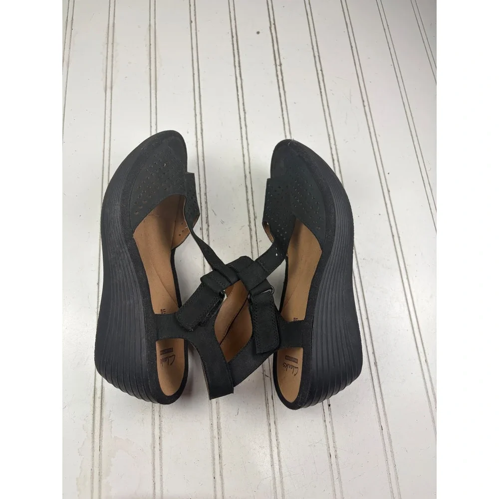 Clarks Collection Black Perforated Reedly Salene Sandal Wedges Women's Size 6.5
